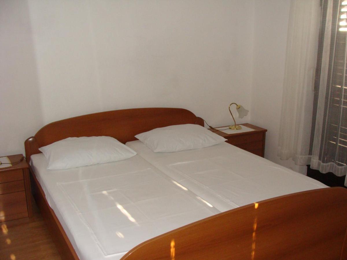 Apartmani Svetina Vodice Exterior foto