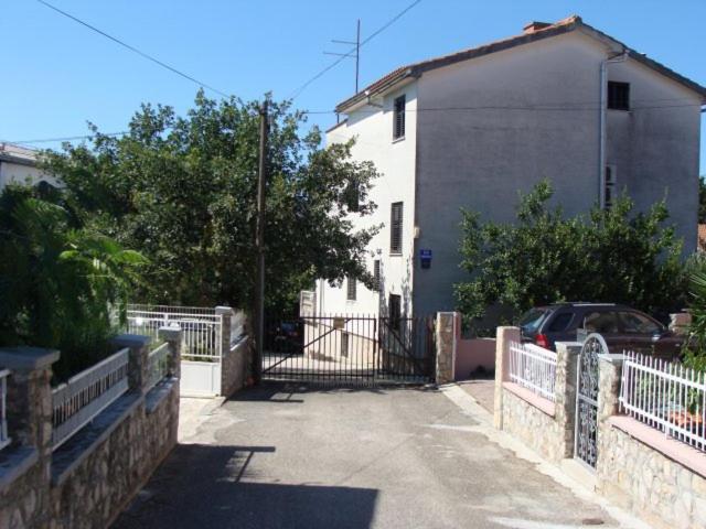 Apartmani Svetina Vodice Exterior foto